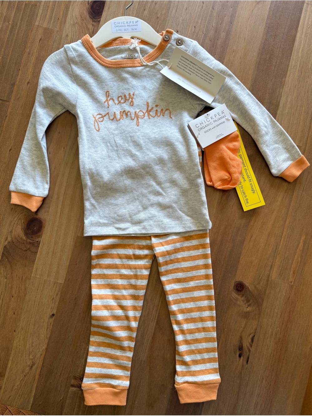 Chick Pea Cream & Orange "Hey Pumpkin" Kids Set ~ NWT